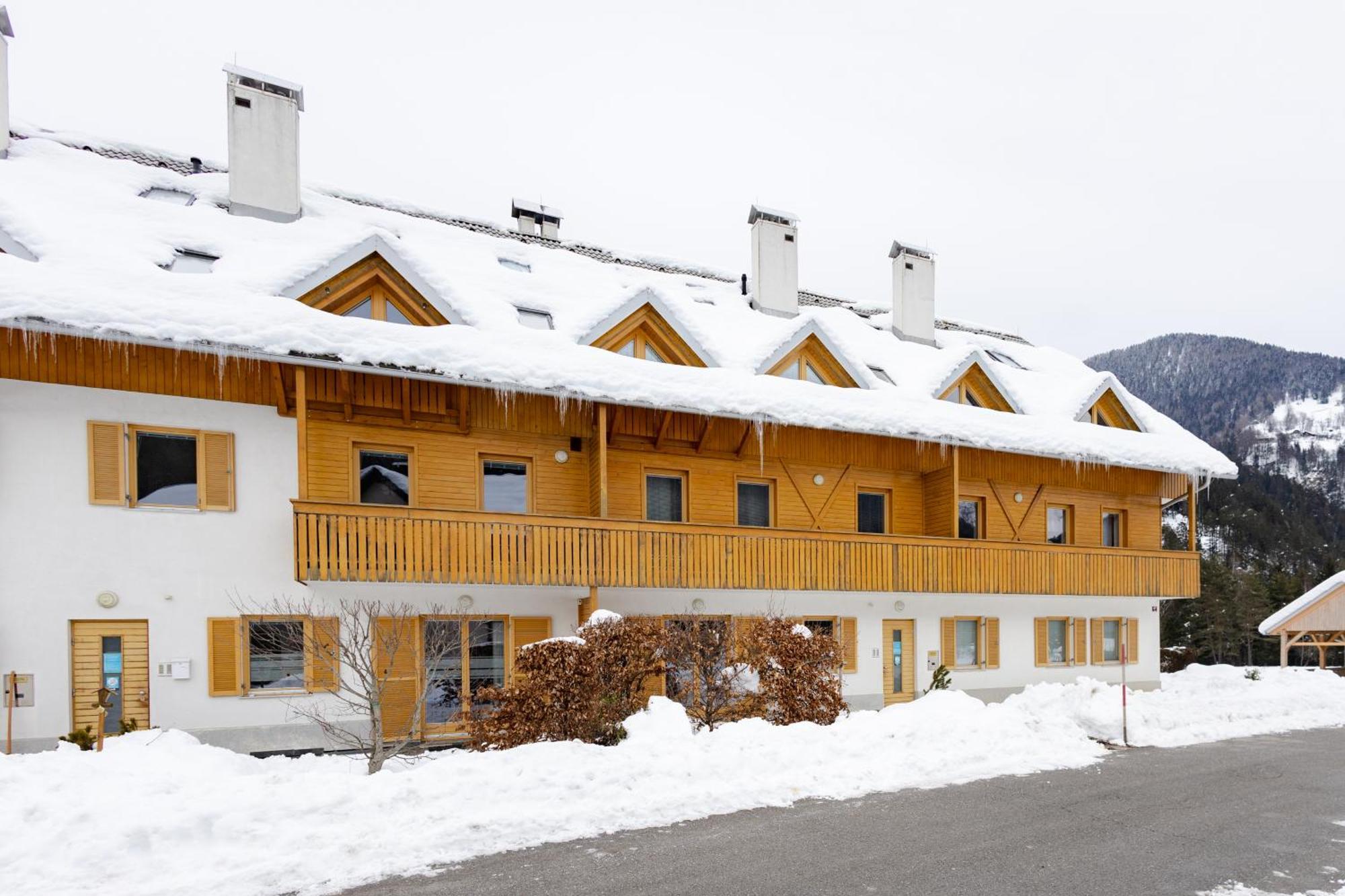 Waterfall Apartment - Cozy Mountain Retreat Kranjska Gora Exteriör bild